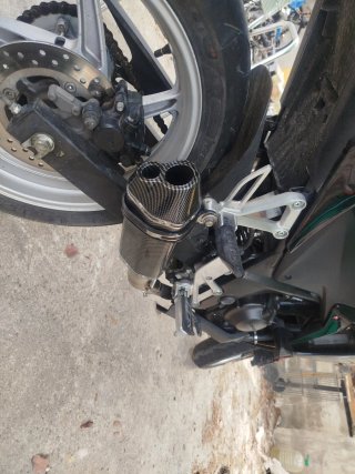 Honda CBR 250R Negra