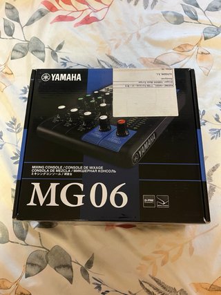 Yamaha MG06 Mesa de Mezclas