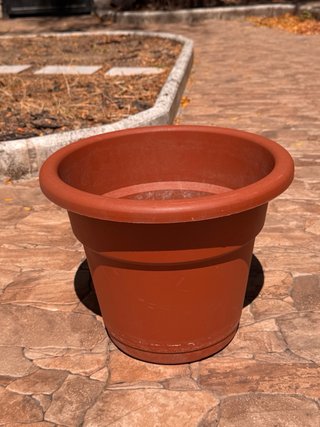 Maceta grande marrón 38x29cm/33x30cm