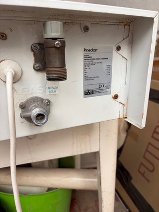 Calentador gas natural Neckar W10-AME23