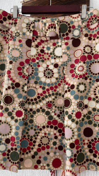 Falda geométrica multicolor