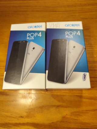 2 Telefoni Alcatel Pop 4 Plus Neri