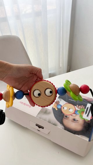 Juguete BabyBjörn para hamaca