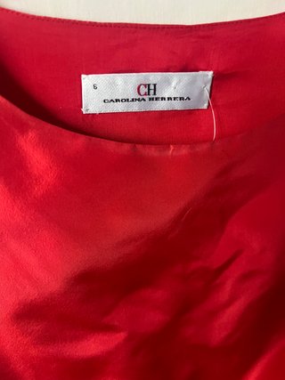 Vestido Rojo Carolina Herrera Talla T-6