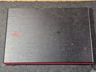 Ordenador portátil Acer E5-573G-32PK Rojo