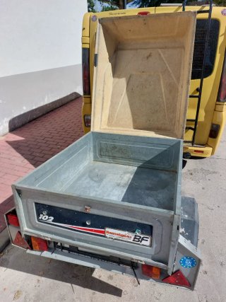 Remolque Pequeño Erde 102