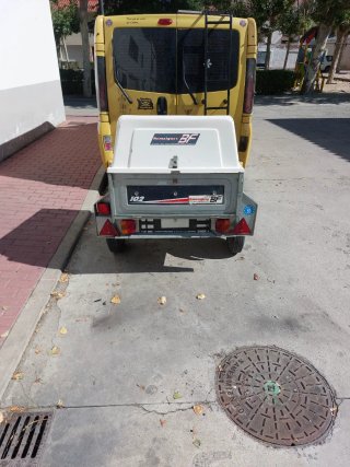 Remolque Pequeño Erde 102