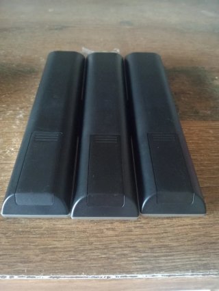 3 Mandos Toshiba CT-8567