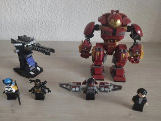 Lego Marvel Hulkbuster