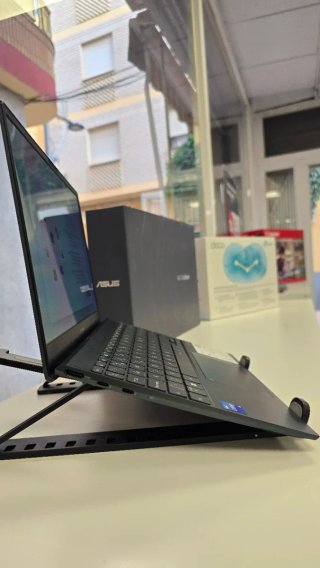Portátil Asus Zenbook 13 OLED
