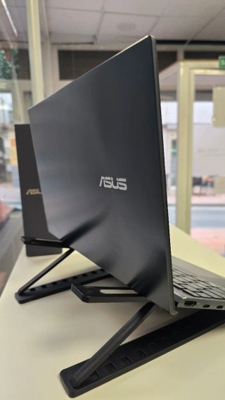 Portátil Asus Zenbook 13 OLED