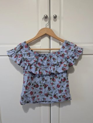 Blusa Hombros Descubiertos Flores Talla S