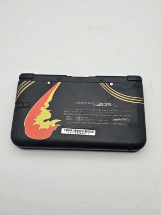 Nintendo 3DS XL sd64gb a tema Charizard con Giochi