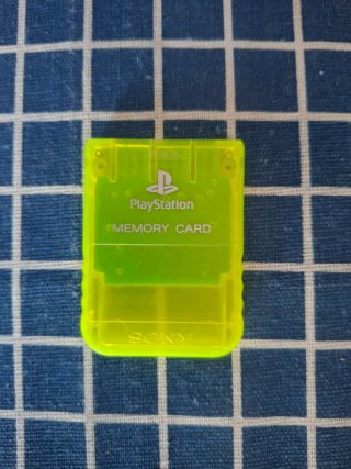 PS1 ORIGINAL MEMORY CARD AMARILLA