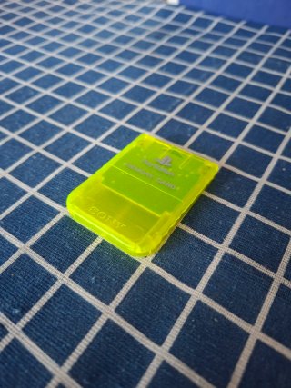 PS1 ORIGINAL MEMORY CARD AMARILLA