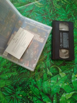 VHS Pequeños Guerreros Joe Dante Español