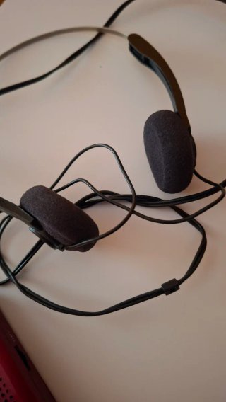 Radio Sanyo AM/FM con Auriculares