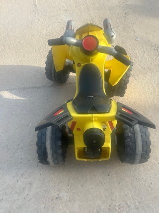 Quad infantil a batería amarillo