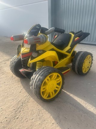 Quad infantil a batería amarillo