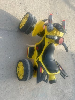Quad infantil a batería amarillo