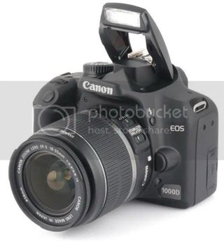 Canon EOS 1000D + 2 objetivos + Mochila accesorios