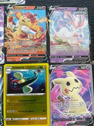 Cartas Pokémon V y VMAX