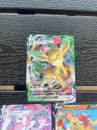 Cartas Pokémon V y VMAX