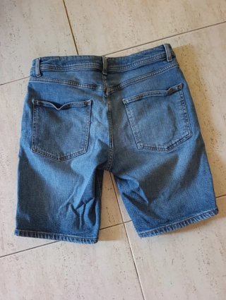 4 Pantalones Cortos Chicos Talla 40