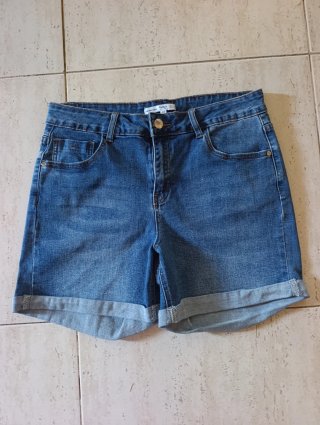 4 Pantalones Cortos Chicos Talla 40
