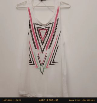 Camiseta tirantes finos con estampado