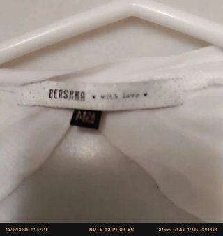 Camiseta tirantes finos con estampado