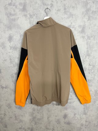 Chaqueta teack jacket Adidas negra y naranja