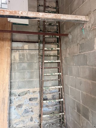 Escaleras de hierro
