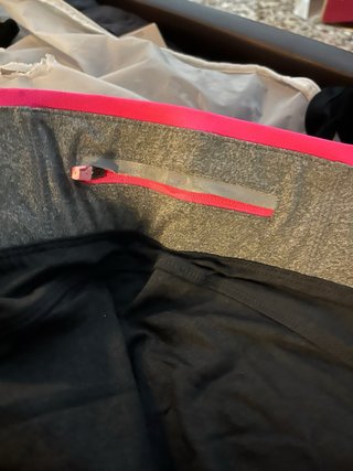 Mallas de running negras y fucsia