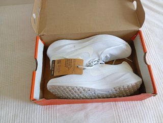 Zapatillas Nike Revolution Blancas