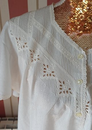 Camisón vintage de pique blanco