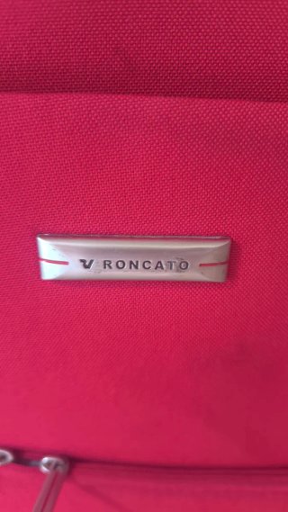 Maleta Roncato Roja 25kg