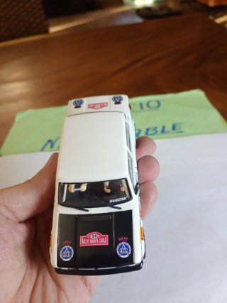 Scalextric SEAT 1430 Rally Montecarlo Con LUCES