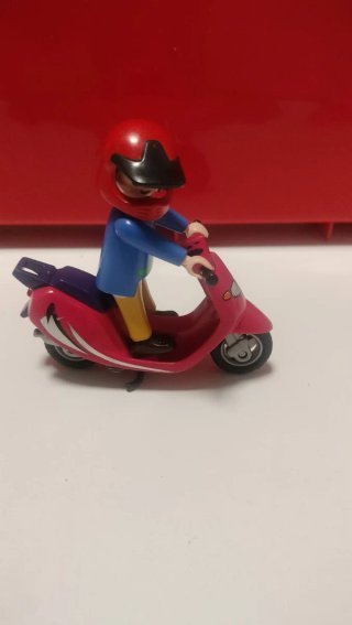 Playmobil Moto Scooter Rosa