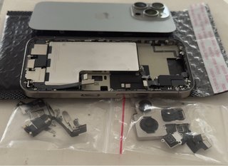 Struttura iPhone 16 Pro originale