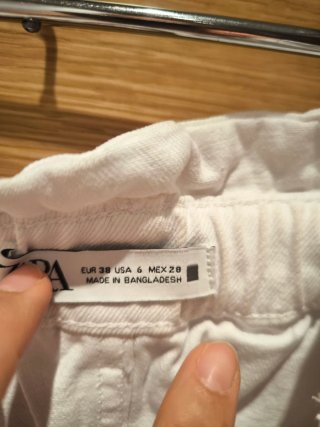 Pantalón corto blanco cintura alta