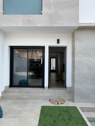 House to rent in Alicante, Spain
