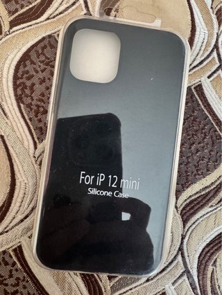 Funda Silicone Case iPhone 12 mini Negra