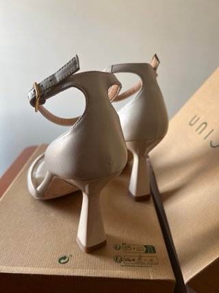 Sandalias Unisa Piel Blancas