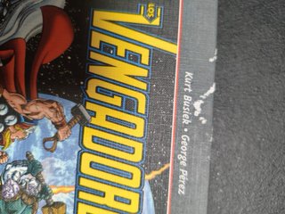 Vengadores de Kurt Busiek - Tomos 2 y 3