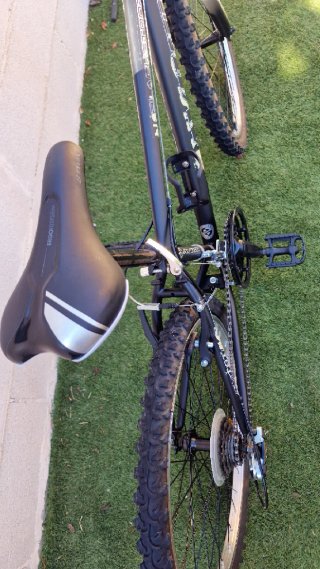 Bicicleta Montagna B'Twin 24 Nera