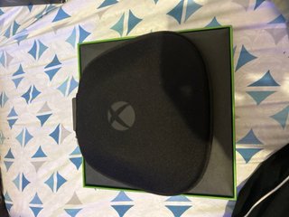 Xbox Series S Blanca + 2 mandos