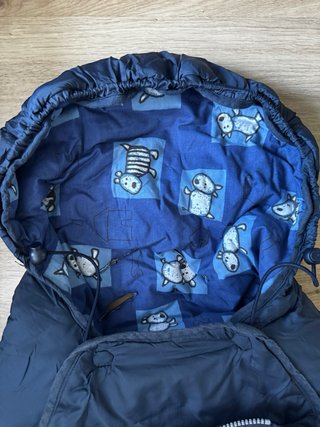 Saco para bebé adaptable a maxicosi