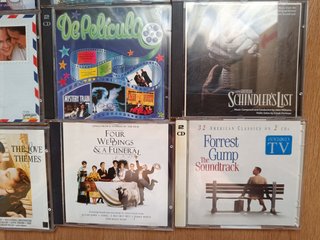 Lote 12 CD con canzoni di serie e film
