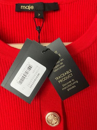 Cárdigan corto Maje rojo botones dorados